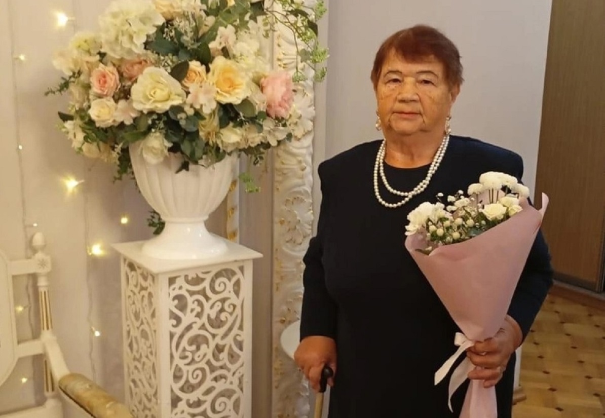 84-летняя Альбина Полетаева из Тонкина рассказала, как помогает своим землякам