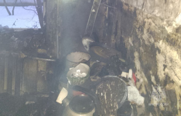 Пожар произошел в поселке Агродом из-за неисправности газового оборудования