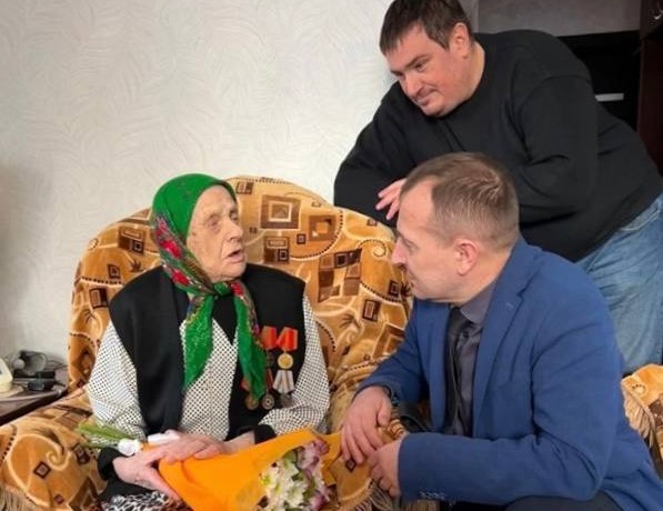 101-летие отметила ветеран Великой Отечественной войны Анна Крюкова