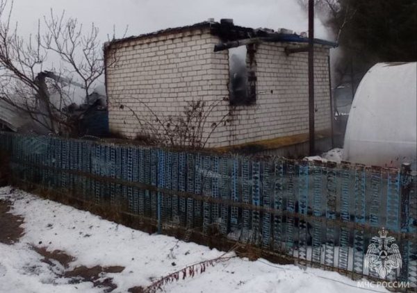 Пенсионер погиб на пожаре, заснув с сигаретой