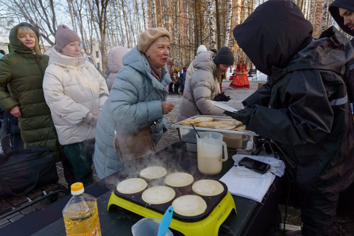Нижегородцы отпраздновали начало масленичной недели в парке Пушкина