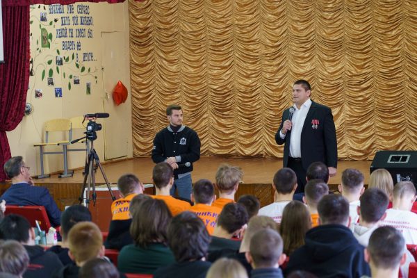 Ветеран СВО Дмитрий Грачев встретился со студентами Починковского сельскохозяйственного техникума&nbsp;
