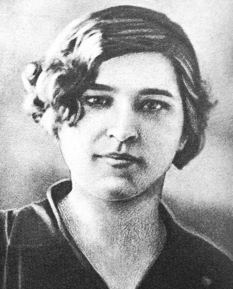 Медсестра Екатерина Громова отвечала в походе за самых маленьких, фото 1938 года