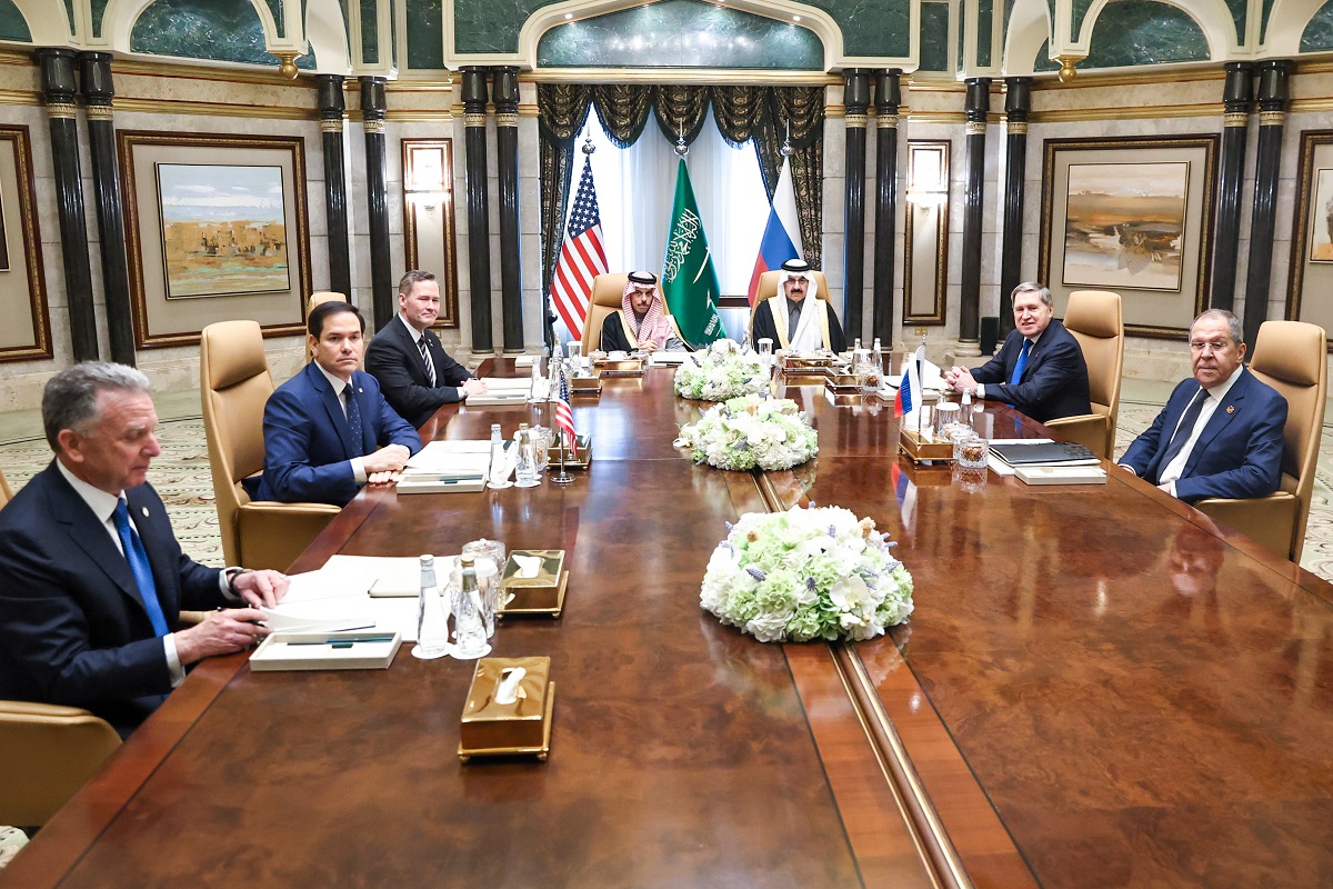 Россия и США провели первые за много лет переговоры