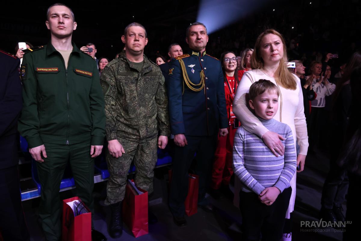 Хор Турецкого исполнил «Песни Победы» в День защитника Отечества