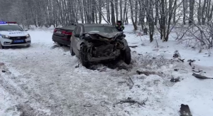 Четыре человека пострадали в аварии на трассе в Богородском округе