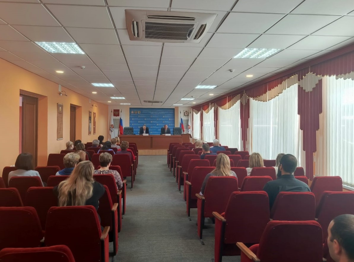 Более 20 предпринимателей Сергачского округа приняло участие во встрече с территориальным управляющим Корпорации развития