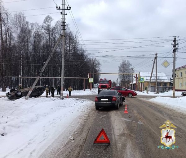 Двое взрослых и один ребенок пострадали в ДТП в Семенове