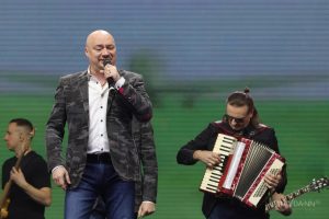 Хор Турецкого исполнил «Песни Победы» в День защитника Отечества