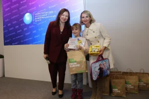 Награждение победителей детского конкурса «Новогодняя сказка»