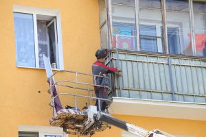 Балконы вне закона? В чем опасность перепланировки и как быть соседям 