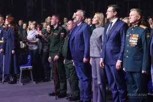 Хор Турецкого исполнил «Песни Победы» в День защитника Отечества