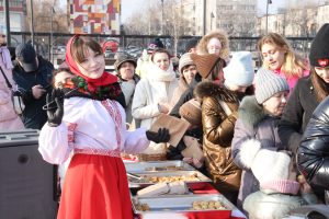 Александр Воложанин
