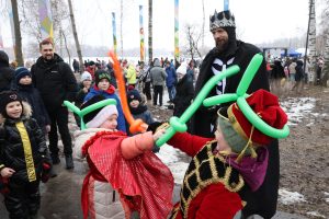 Александр Воложанин