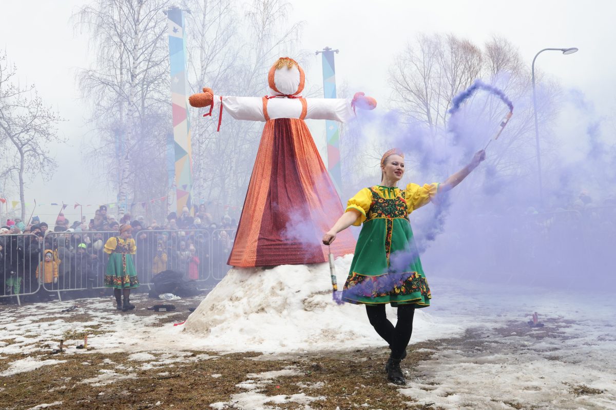 Александр Воложанин