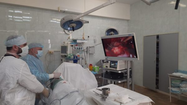 Нижегородские врачи спасли пациента с огромной кистой, опасной для сердца