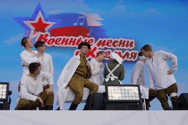 Нижегородские студенты и школьники станут участниками проекта «Военные песни у Кремля»