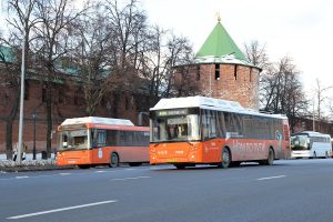 Стало свободнее: на нижегородские маршруты вышли автобусы большой вместимости 