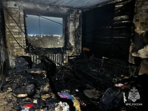 Женщина погибла на пожаре в общежитии в Арзамасе
