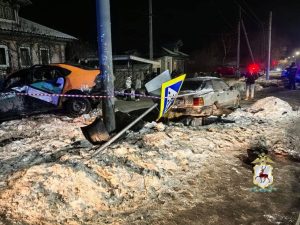 Трое пострадавших в ДТП с автомобилем каршеринга остаются в больнице