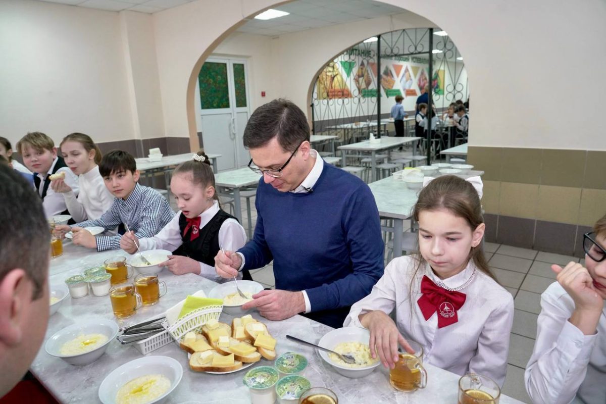 Шалабаев назвал самые вкусные школьные столовые Нижнего Новгорода