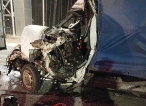 Один человек погиб при столкновении грузовиков на трассе М‑7 около поселка Пыра