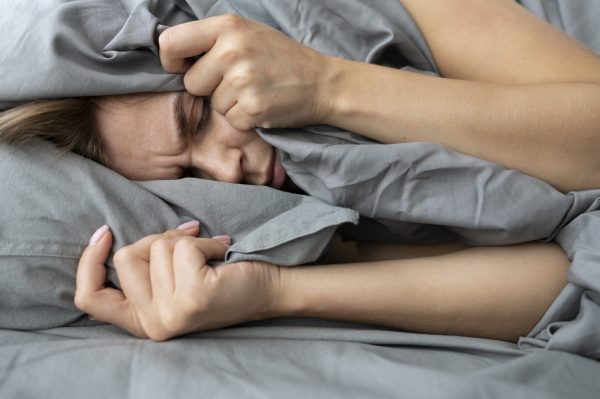 Работа снится 32% нижегородцев