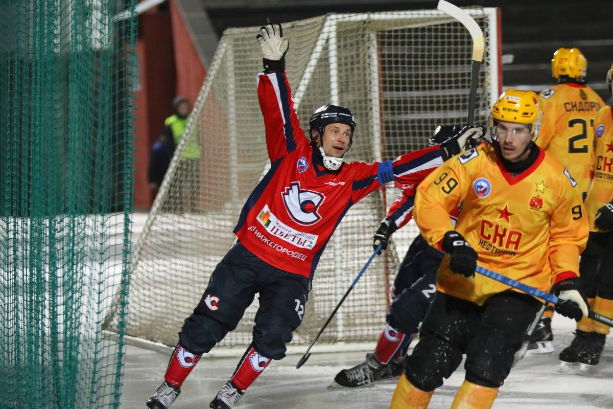 ХК «Старт» впервые за 12 лет выиграл матч в серии плей-офф
