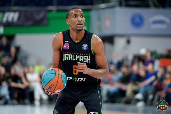 Первым финалистом Кубка России стали баскетболисты «Уралмаша»