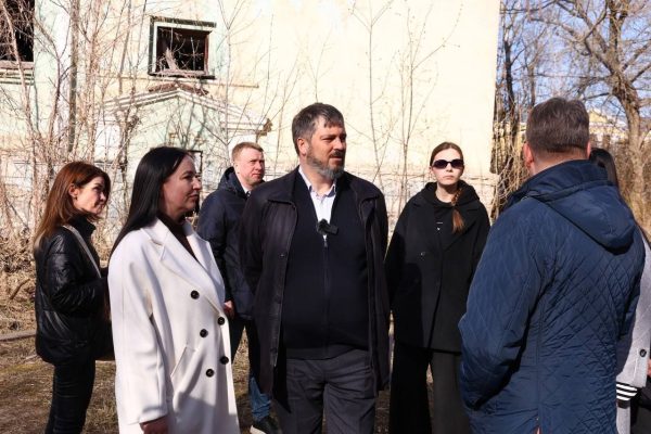 Михаил Клинков обсудил вопросы благоустройства на округе №21