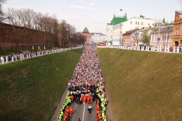 Опубликованы фото Крестного хода в Нижнем Новгороде