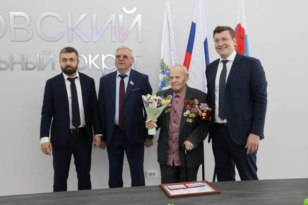 Глеб Никитин встретился с ветеранами Великой Отечественной войны в Лыскове