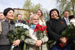 Александр Воложанин