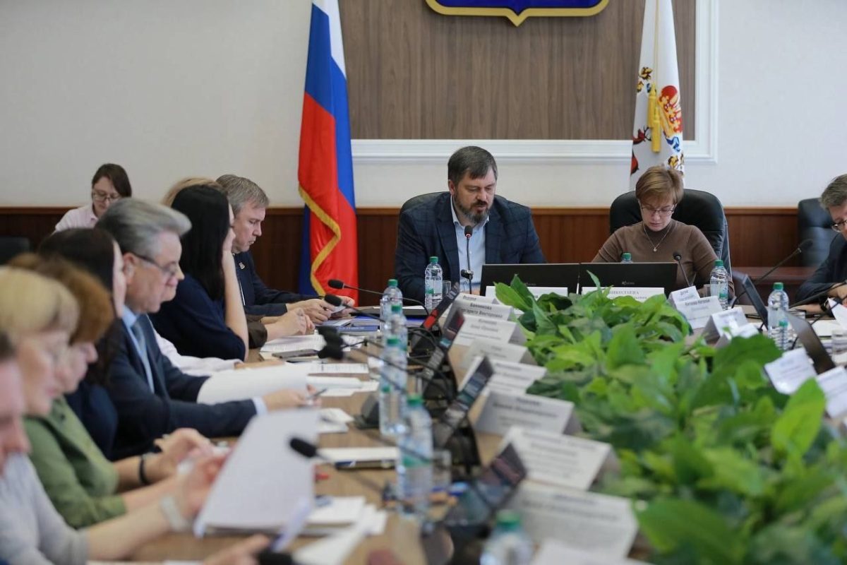 Михаил Клинков рассказал о совещании по подготовке к празднованию Дня Победы