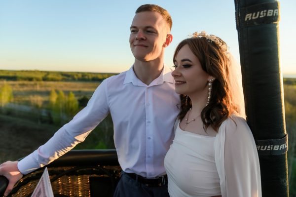 Первые свадебные церемонии на воздушных шарах прошли в Семеновском округе