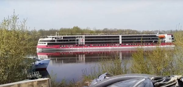 Теплоход «Мустай Карим» открыл сезон навигации в Нижегородской области