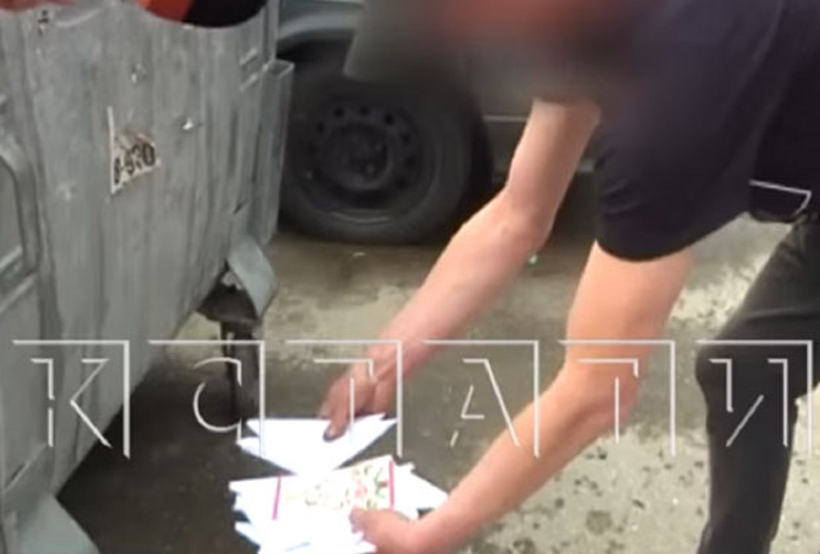 В Нижнем Новгороде ищут виновных за выброшенные в мусор письма для бойцов СВО
