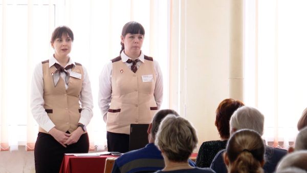 Более 400 семинаров по компьютерной грамотности провели сотрудники МФЦ