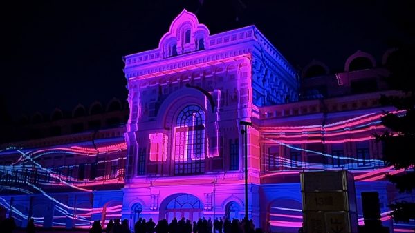Т2 превратила здание Нижегородской ярмарки в digital-полотно