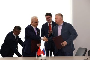Александр Воложанин
