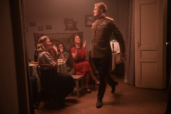 Завершились съемки сериала «Рослый» о генерале Великой Отечественной для Wink
