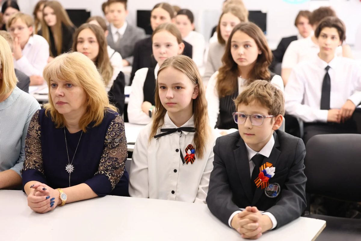 Гимназии Дзержинска и Гродно провели конференцию к 80-летию Победы