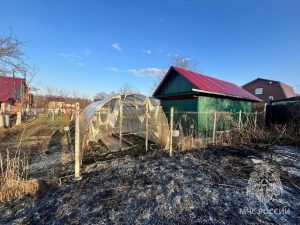 Нижегородец случайно сжег соседский дом, пока сжигал мусор на своем участке