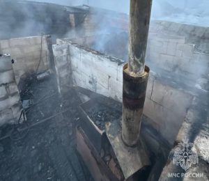 Два человека погибли на пожаре в посёлке Линда на&nbsp;Бору