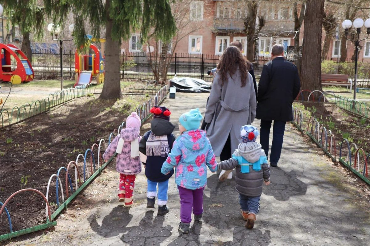 Нижегородцы рассказали, сколько тратят на обеспечение своих детей
