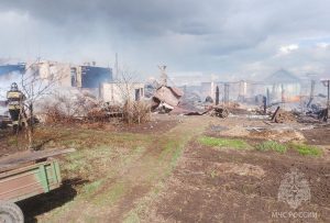 Три жилых дома сгорели в Вознесенском округе из-за пожара в&nbsp;бане