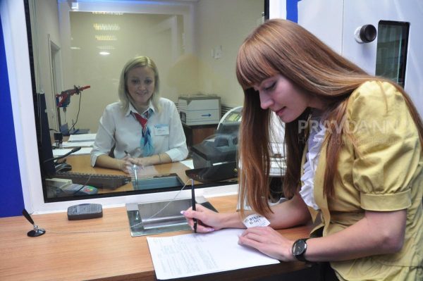 За 100 рублей перевалит? Ждать ли россиянам повышения курса доллара