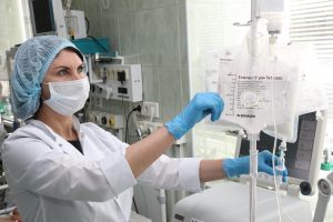 Среднюю зарплату 63,9 тысячи рублей предлагают медикам в Нижегородской области