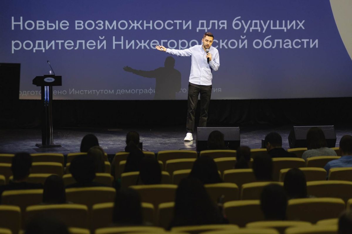 Журавлев прокомментировал призыв демографа «не раздвигать ноги до свадьбы»