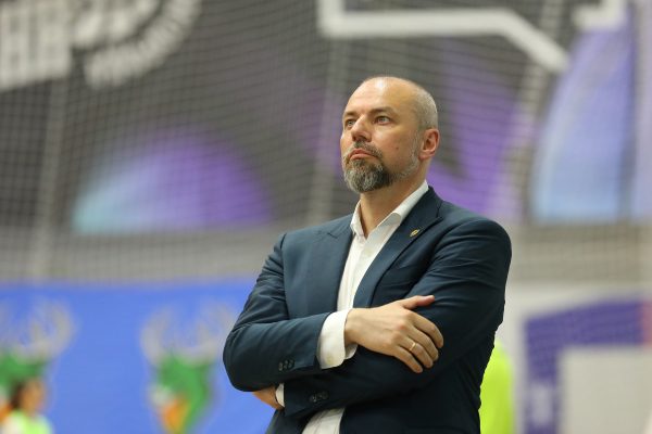 Николай Ходов уходит с поста главного тренера нижегородской «Норманочки»